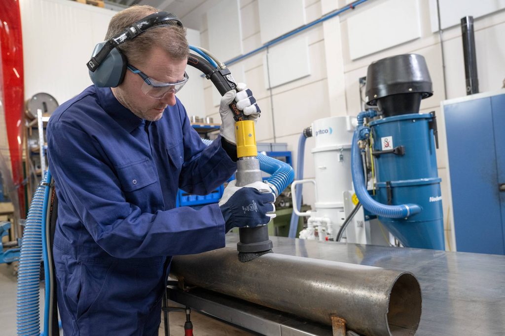 Vacuum_blasting