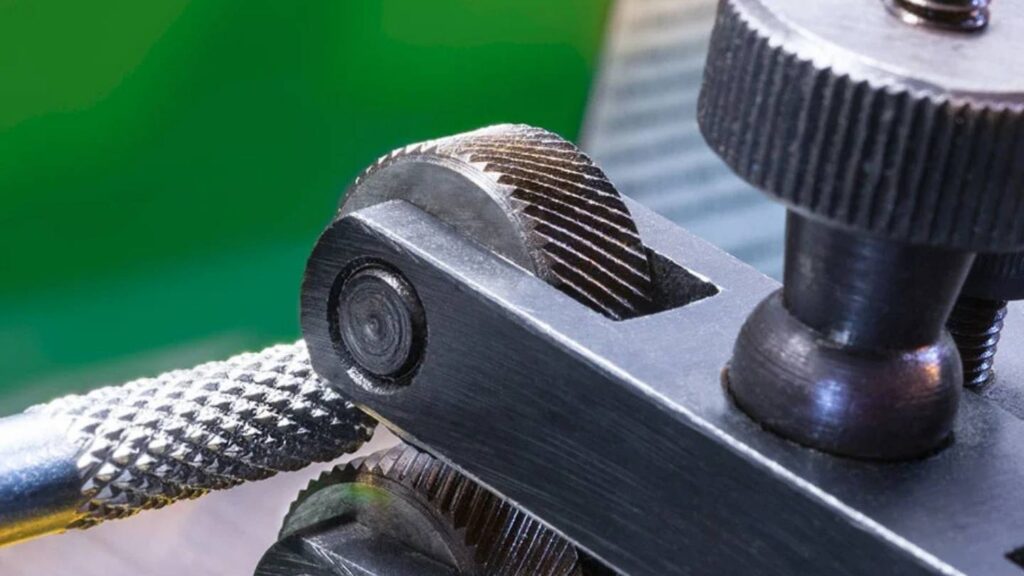 CNC Knurling Process